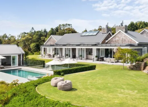 Bluestone Retreat, travel · ultra luxury retreat